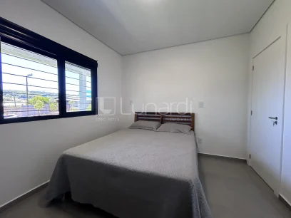 Casa com 2 Dormitórios - Miniatura - Lunardi Imóveis