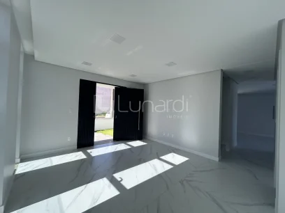 Casa com 3 Suítes - Miniatura - Lunardi Imóveis