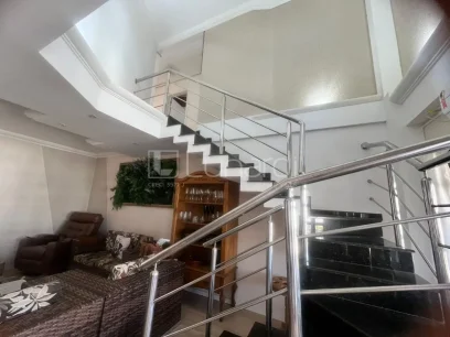 Casa com 4 Suítes - Miniatura - Lunardi Imóveis