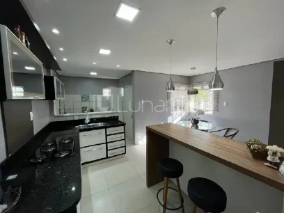 Casa com 4 Dormitórios - Miniatura - Lunardi Imóveis