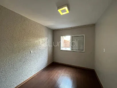 Casa com 4 Dormitórios - Miniatura - Lunardi Imóveis