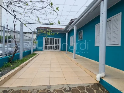 Casa com 3 Dormitórios - Miniatura - Lunardi Imóveis