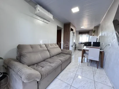 Casa com 2 Dormitórios - Miniatura - Lunardi Imóveis