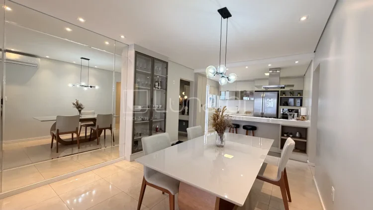 Apartamento com 3 Suítes - Lunardi Imóveis