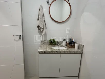 Casa com 2 Dormitórios - Miniatura - Lunardi Imóveis