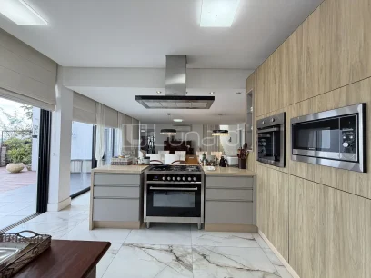 Casa com 2 Suítes - Miniatura - Lunardi Imóveis