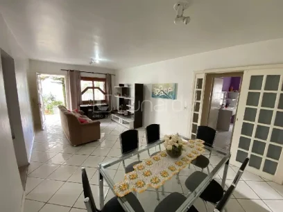 Casa com 4 Dormitórios - Miniatura - Lunardi Imóveis