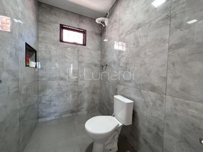 Casa com 2 Dormitórios - Miniatura - Lunardi Imóveis
