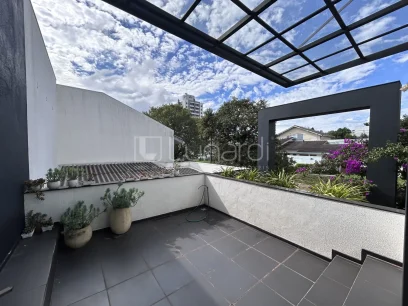 Casa com 2 Suítes - Miniatura - Lunardi Imóveis