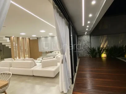 Casa com 3 Suítes - Miniatura - Lunardi Imóveis