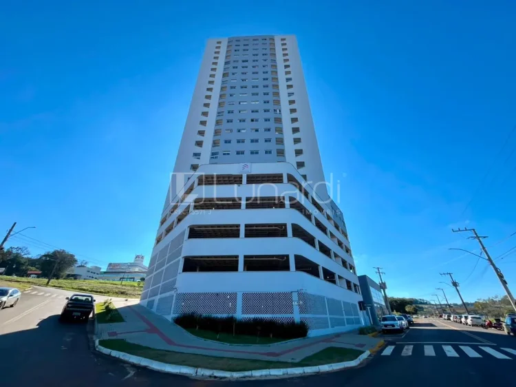 Apartamento com 2 Dormitórios - Lunardi Imóveis