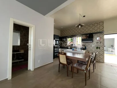 Casa com 3 Dormitórios - Miniatura - Lunardi Imóveis