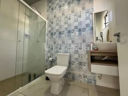 Casa com 3 Dormitórios - Miniatura - Lunardi Imóveis