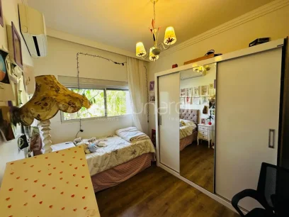 Casa com 4 Dormitórios - Miniatura - Lunardi Imóveis