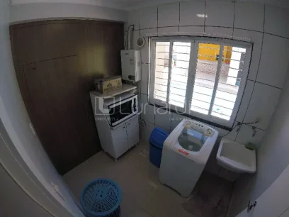 Casa com 3 Suítes - Miniatura - Lunardi Imóveis