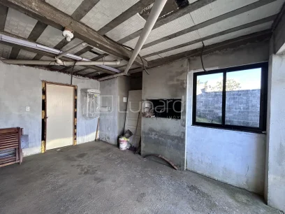 Casa com 2 Dormitórios - Miniatura - Lunardi Imóveis