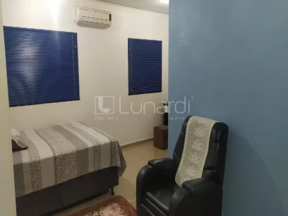 Casa com 3 Dormitórios - Miniatura - Lunardi Imóveis