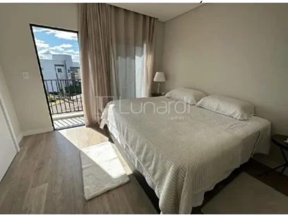 Casa com 4 Dormitórios - Miniatura - Lunardi Imóveis
