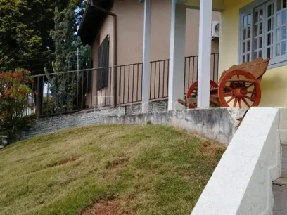 Casa com 3 Dormitórios - Miniatura - Lunardi Imóveis