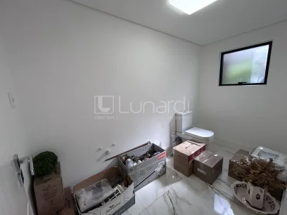 Casa com 2 Suítes - Miniatura - Lunardi Imóveis