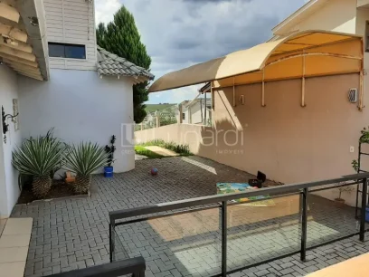Casa com 3 Dormitórios - Miniatura - Lunardi Imóveis
