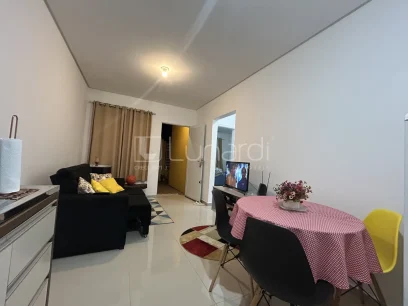 Casa com 2 Dormitórios - Miniatura - Lunardi Imóveis