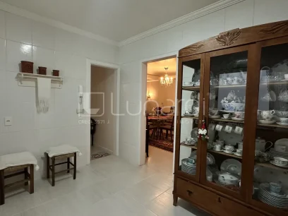 Casa com 4 Dormitórios - Miniatura - Lunardi Imóveis