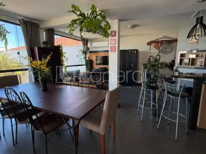 Casa com 3 Dormitórios - Miniatura - Lunardi Imóveis