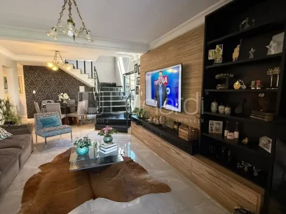 Casa com 3 Dormitórios - Miniatura - Lunardi Imóveis