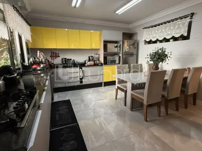 Casa com 3 Dormitórios - Miniatura - Lunardi Imóveis