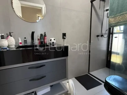 Casa com 3 Dormitórios - Miniatura - Lunardi Imóveis