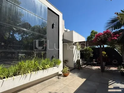 Casa com 3 Dormitórios - Miniatura - Lunardi Imóveis
