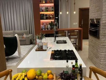 Casa com 4 Dormitórios - Miniatura - Lunardi Imóveis