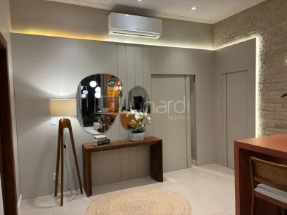 Casa com 4 Dormitórios - Miniatura - Lunardi Imóveis
