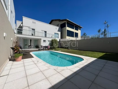 Casa com 3 Dormitórios - Miniatura - Lunardi Imóveis