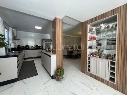 Casa com 3 Dormitórios - Miniatura - Lunardi Imóveis