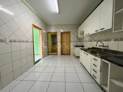 Casa com 3 Dormitórios - Miniatura - Lunardi Imóveis