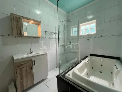 Casa com 3 Dormitórios - Miniatura - Lunardi Imóveis