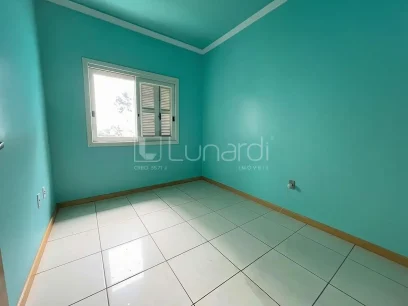 Casa com 3 Dormitórios - Miniatura - Lunardi Imóveis