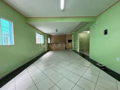Casa com 3 Dormitórios - Miniatura - Lunardi Imóveis