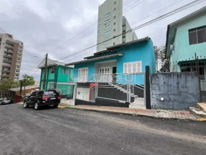 Casa com 3 Dormitórios - Miniatura - Lunardi Imóveis