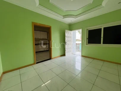 Casa com 3 Dormitórios - Miniatura - Lunardi Imóveis