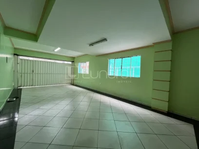 Casa com 3 Dormitórios - Miniatura - Lunardi Imóveis