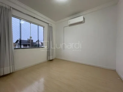 Casa com 3 Dormitórios - Miniatura - Lunardi Imóveis