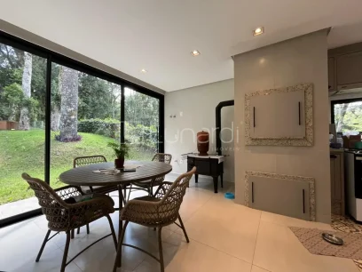 Casa com 4 Dormitórios - Miniatura - Lunardi Imóveis