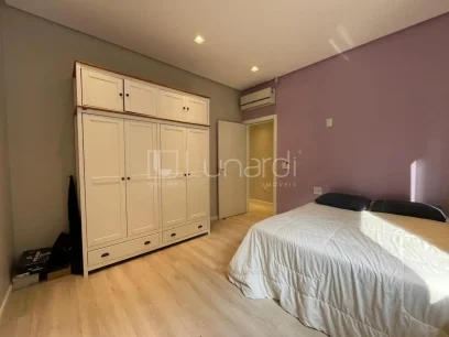 Casa com 4 Dormitórios - Miniatura - Lunardi Imóveis