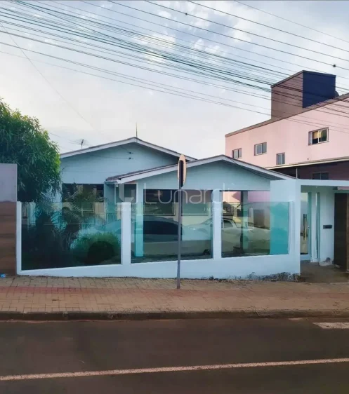 Casa com 3 Dormitórios - Lunardi Imóveis