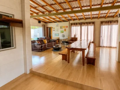 Casa com 3 Dormitórios - Miniatura - Lunardi Imóveis