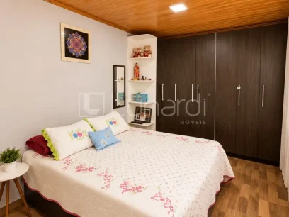 Casa com 3 Dormitórios - Miniatura - Lunardi Imóveis