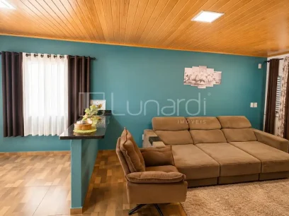 Casa com 3 Dormitórios - Miniatura - Lunardi Imóveis